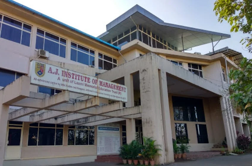 A J Institute of Management Campus