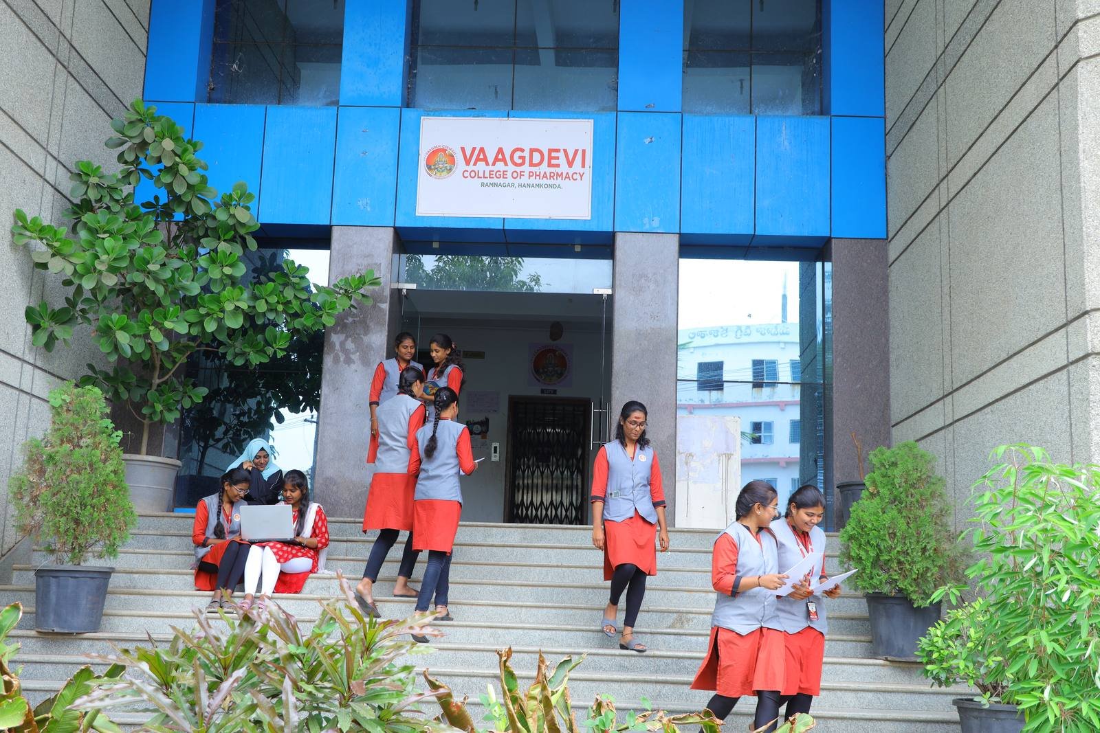 CAMPUS