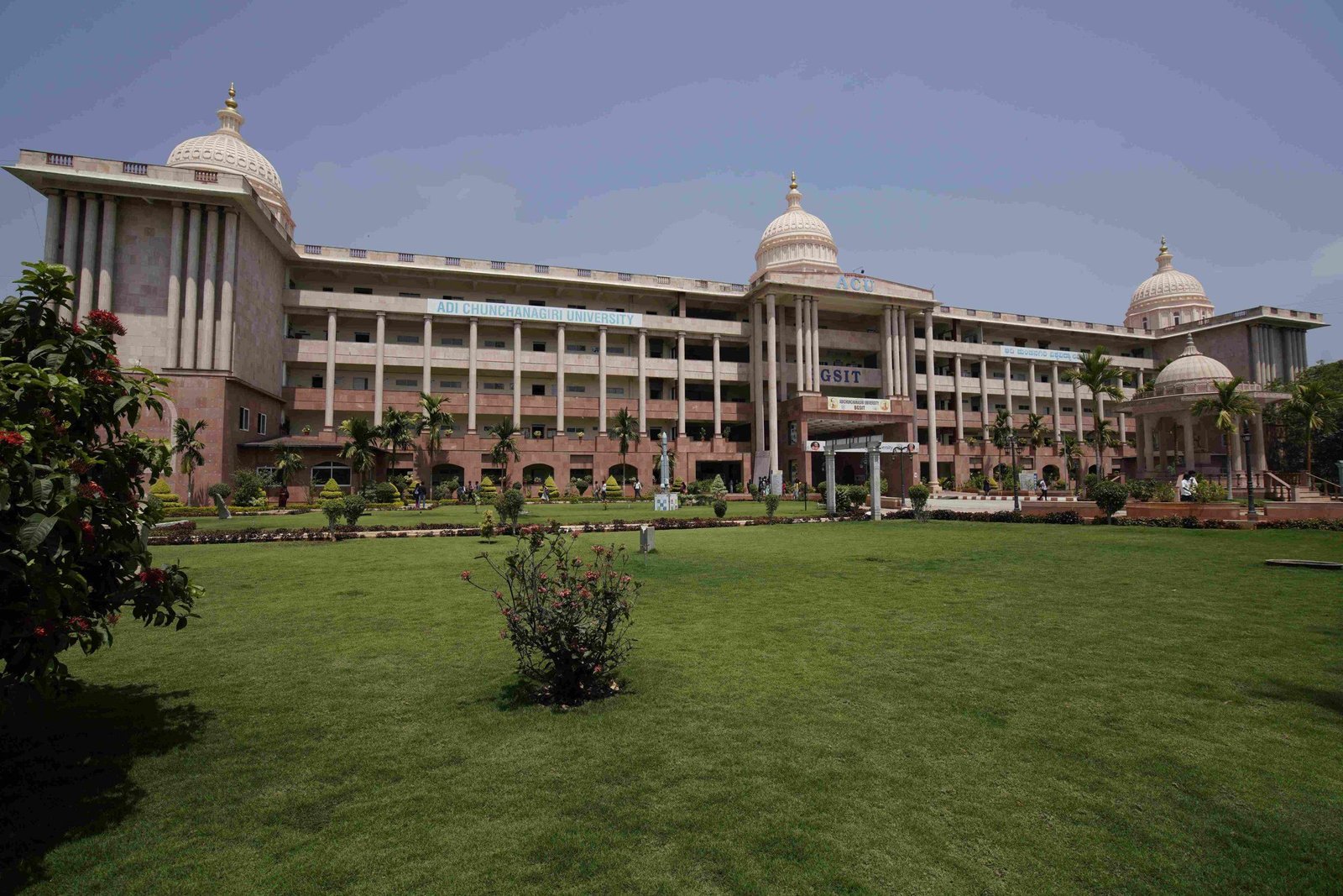 CAMPUS